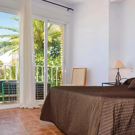 Beautiful In W/ Wifi And 3 Bedrooms Апартаменти Естепона